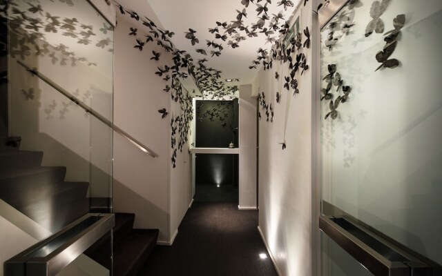 The Charming House DD724