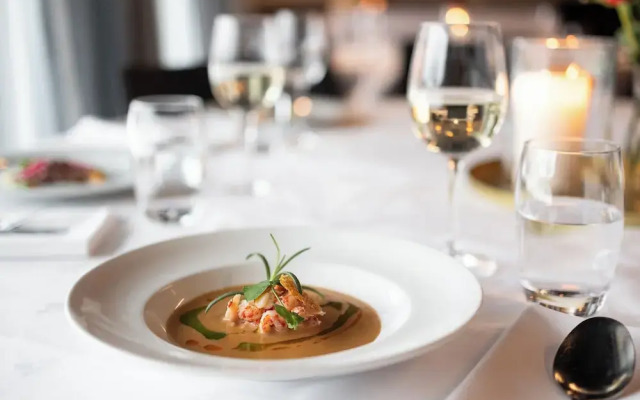 Bårdshaug Herregård