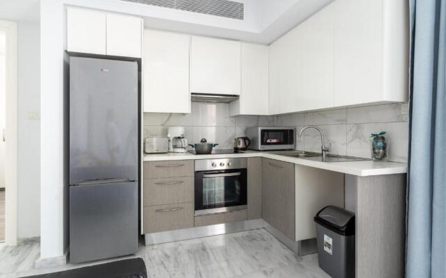 Oyster 1-BR Apt in Larnaca