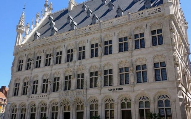 hotelImage