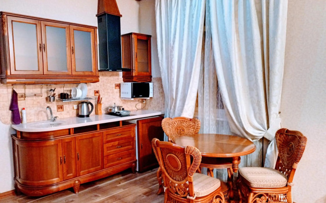 Уютная квартира-студия в двух шагах от метро Спортивная