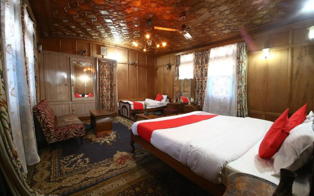 Houseboat Nairobi by OYO Rooms