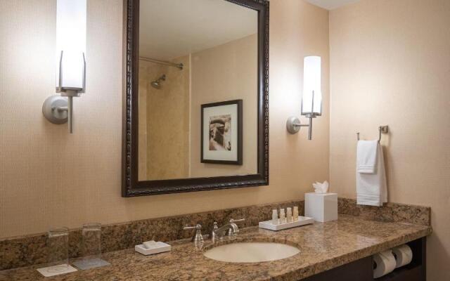 Renaissance Dallas Addison Hotel