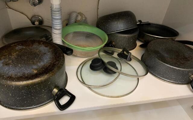 LUXE Bright 2bdr in Center