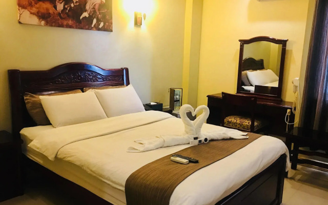 Clark Imperial Hotel