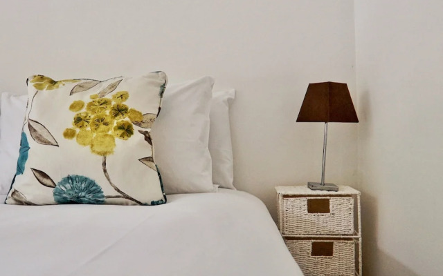 Special 2 Bedroom Home In White Cross