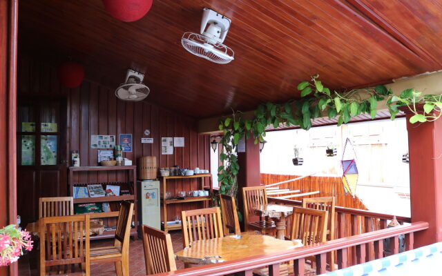 Apple Guesthouse