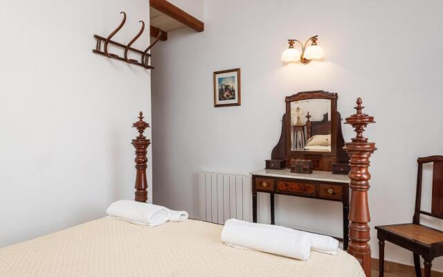 ES PUJOLS - Chalet with terrace in Campanet. Free WiFi
