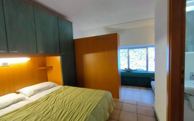 Residence Lores 2