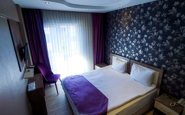 Udi Hotel