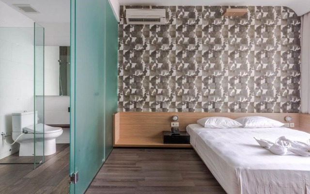 Upscale Suites