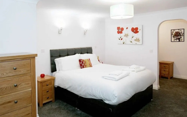 Austen's Luxury Apartments