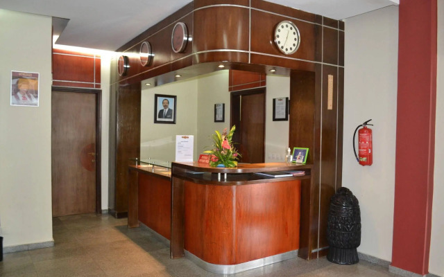 Planet Hotel