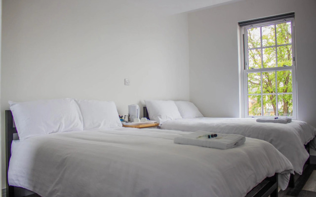 Crofts Hotel