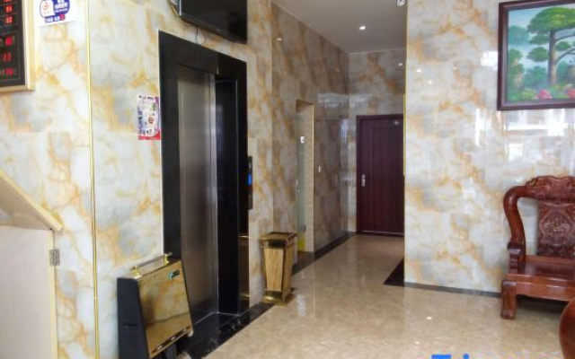 Jinweika Hotel (Fangchenggang Central District Dongxiang Pedestrian Street)