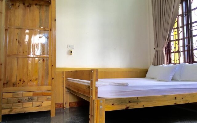 Buffalo Pub and Hostel