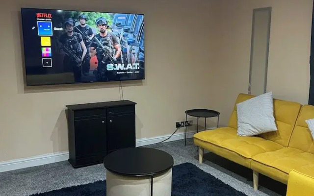 Cozy Basildon Retreat With 3 Bedrooms Free Parking