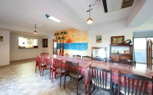 Shirahama White Beach House