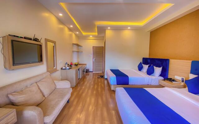 Majestic Lakefront Hotel & Suites