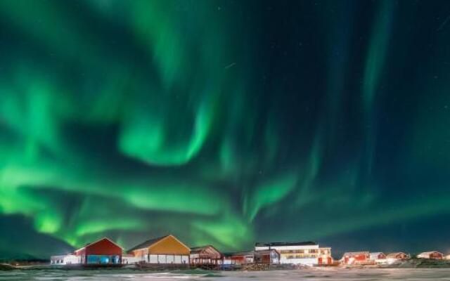 Sommarøy Arctic Hotel