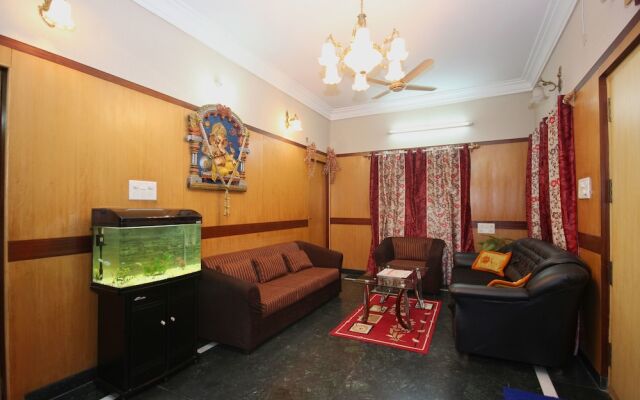 Hotel Shree Comforts by OYO Rooms