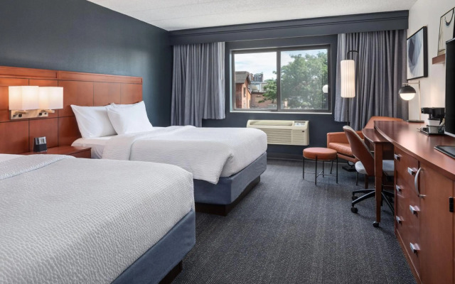 Courtyard by Marriott La Crosse