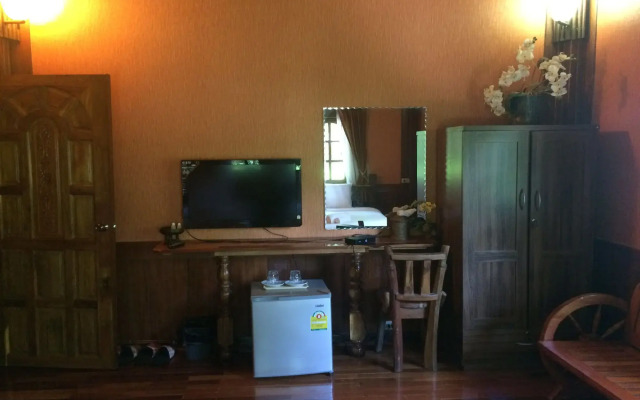 Himawari Restaurant & Cottage