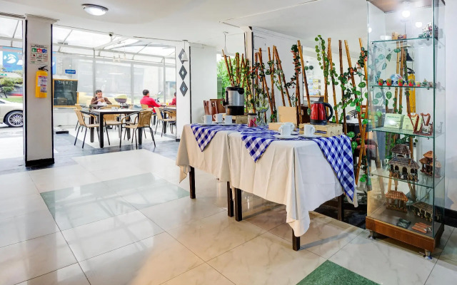 Hotel Ferrovial Inn