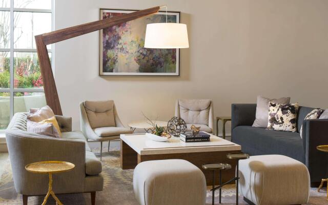 DoubleTree by Hilton Hotel Dallas – Love Field
