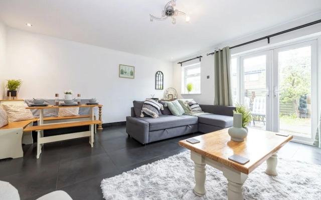 Relaxing 4BR Near City Centre