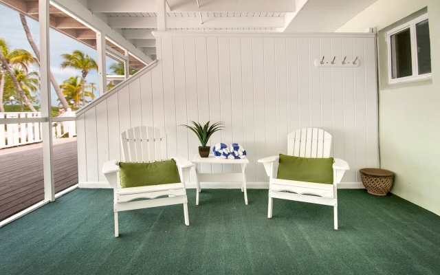 Coconut Palm Inn