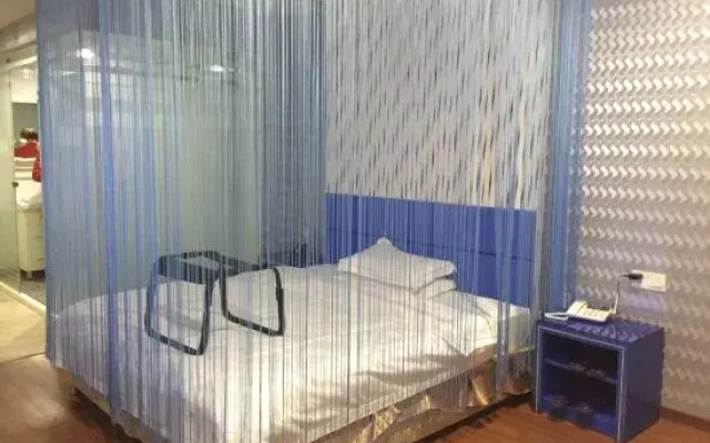 Ku 6 Fashion Hotel