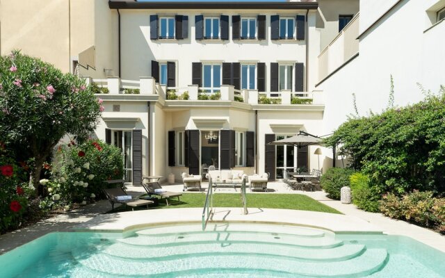 Luxury Villa Manin Viareggio | UNA Esperienze