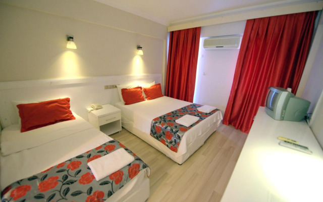 Delfi Hotel & Spa