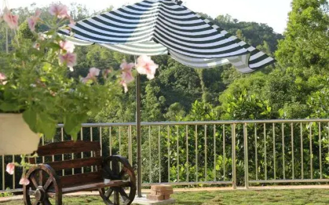 Hebron Boutique Inn