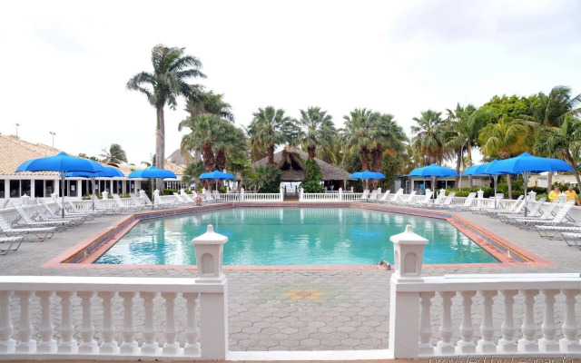Mangrove Beach Corendon Curacao All-Inclusive Resort, Curio by Hilton