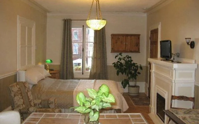 Gite A La Maison Elzéar Ouellet