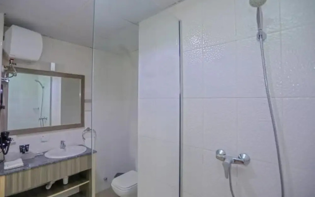 Riviera Luxury Boutique Hotel