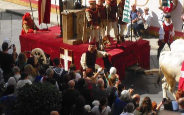 Centralissimo Bilocale Con Vista Sfilata Palio