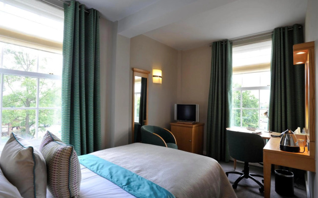 The Lensbury Resort