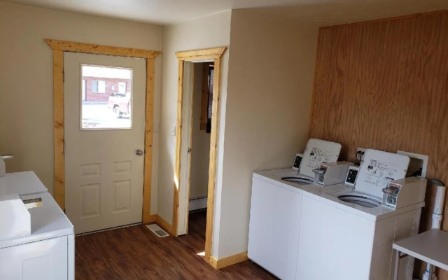 Cody Legacy Inn & Suites