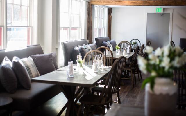 Mountain Meadows Lodge