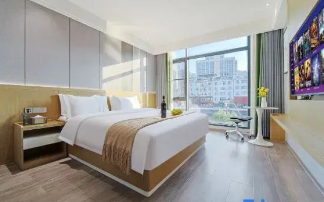 Jianshi Night Pearl Holiday Hotel (Traditional Chinese Medicine Hospital Branch)