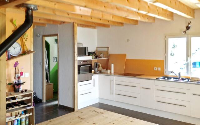 House With 4 Bedrooms in Gap, With Wonderful Mountain View, Furnished
