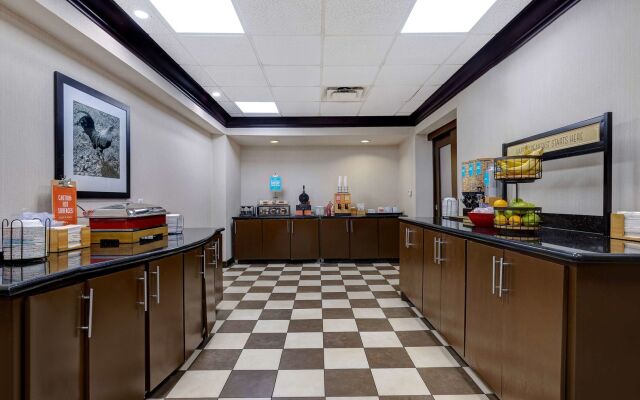 Hampton Inn Victoria