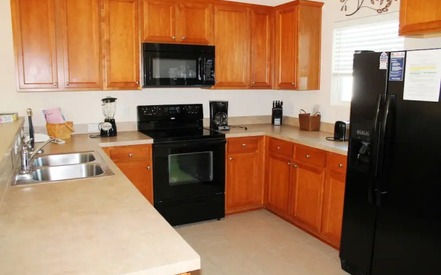 1623 Willow Bend