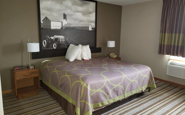 Super 8 by Wyndham Watseka