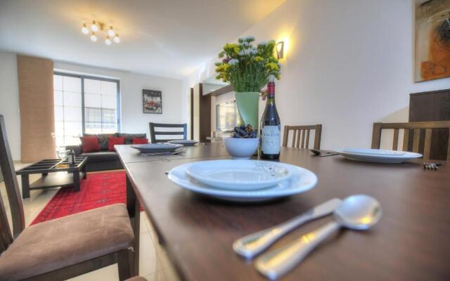 Large 3 bedrooms steps away from Balluta Bay BCAM2-1