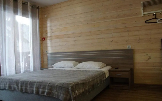 Dream House Aparthotel