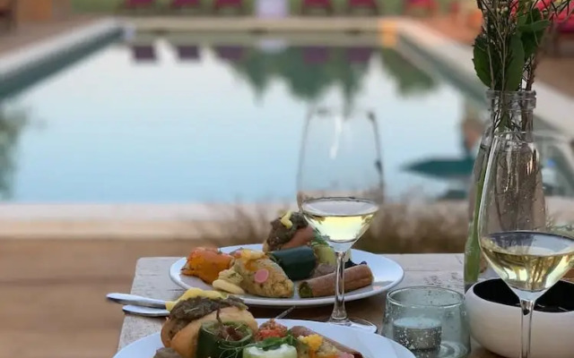 Proven ale House With Pool and spa